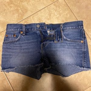 Levi Jean Shorts